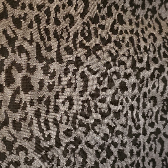 Sweater - Picture 12 of 16